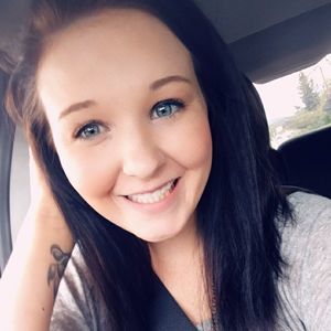 Meet your Posher, Michaela